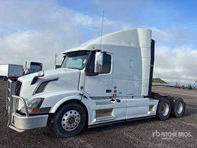 2016 Volvo VNL 6x4 Cabina con cuccetta per trattore stradale
