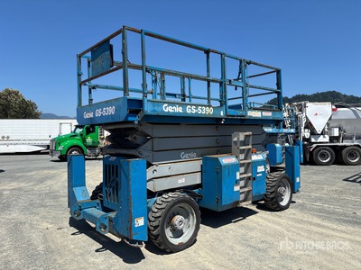 2002 Genie GS-5390RT 4x4 Dual Fuel Scissor Lift