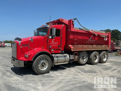 2016 Kenworth T800 8x4 Tri/A Camión dumper