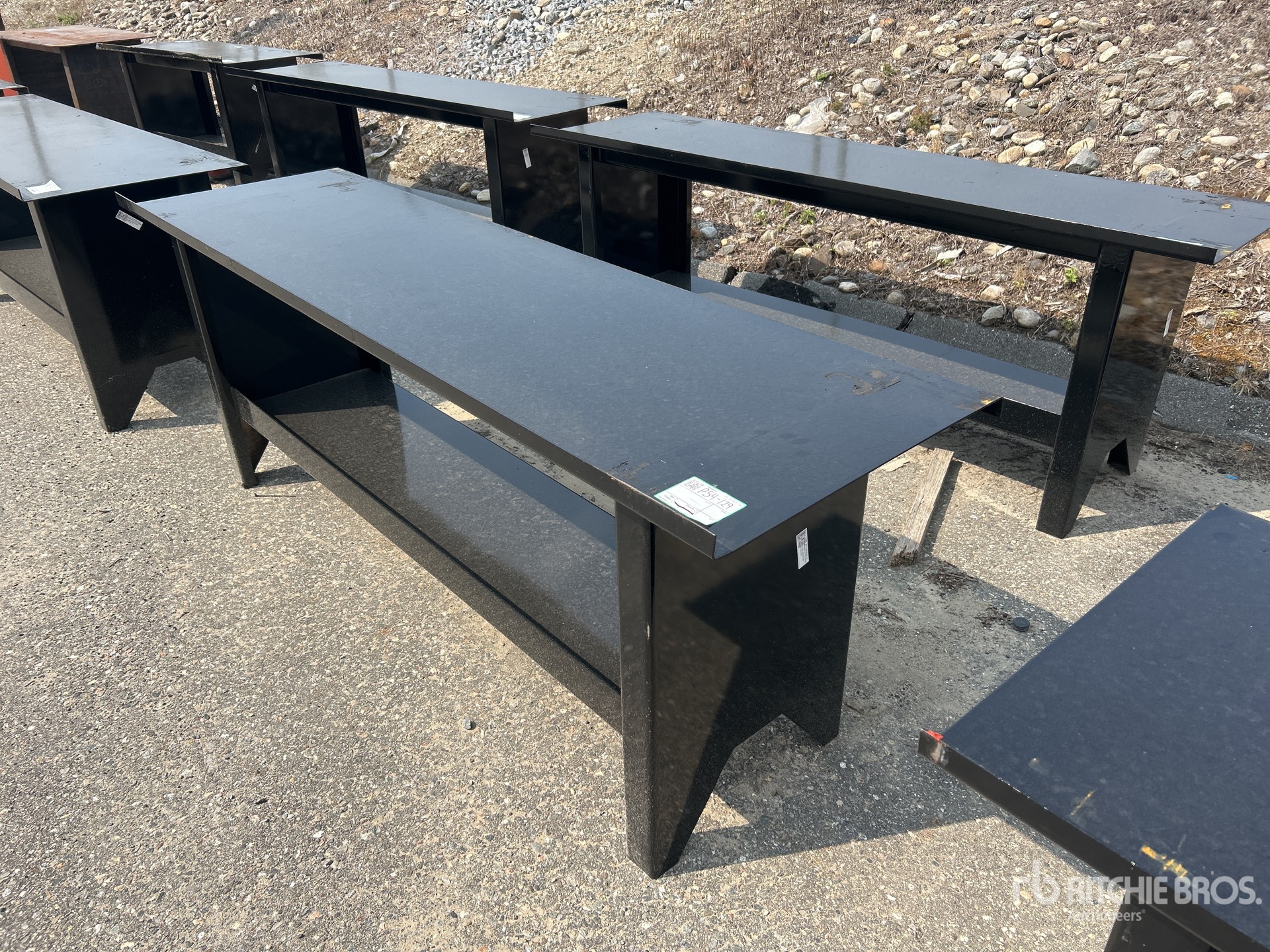 2025 Kit Containers 7 ft 6 in Workbench