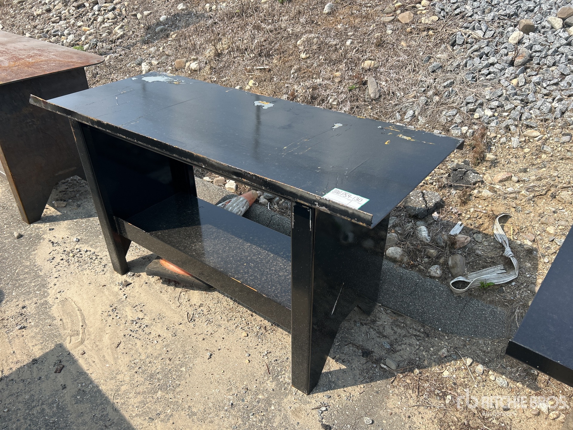 2025 Kit Containers 5 ft Workbench