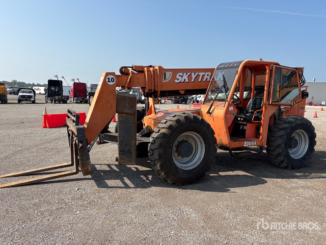 SkyTrak 10054 Telehandler