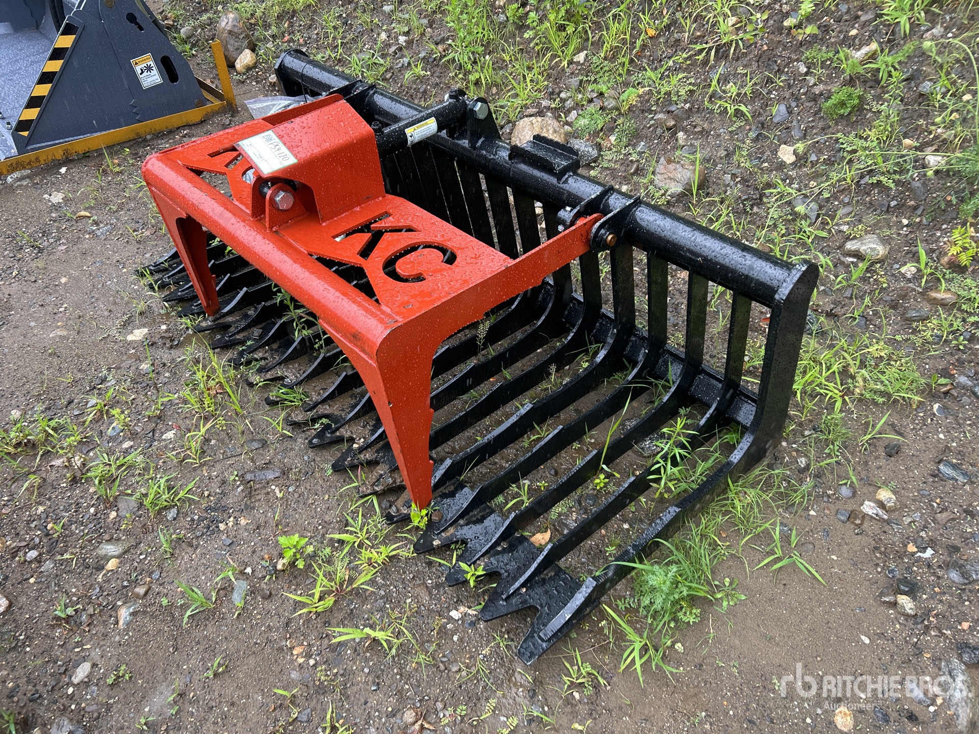 2025 Kit Containers QT-SG-S76-V3 75 in Skeleton Skid Steer Grapple (Unused)