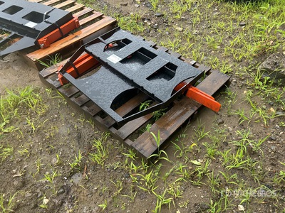 2025 Kit Containers MUFF-36-42 42 in Mini Skid Steer Forks (Unused)