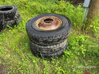 Quantity of (3) Kumho 11R-22.5 Tires
