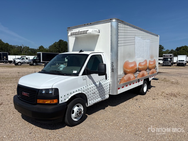2024 GMC Savana 3500 4x2 Refrigerated Truck