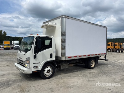 2025 Isuzu NPR 4x2 Camiones