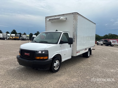 2024 GMC Savana G3500 4x2 Refrigerated Truck