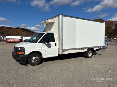 2023 GMC Savana 3500 4x2 Gekoelde Vrachtwagen