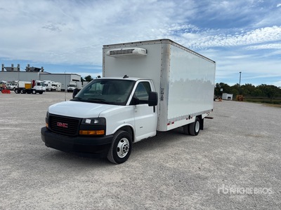 2024 GMC Savana G3500 4x2 Refrigerated Truck