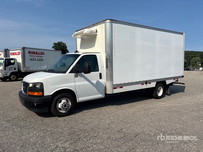 2023 GMC Savana 3500 4x2 Refrigerated Truck