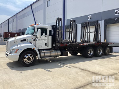 2017 Kenworth T370 8x4 Flatbed Truck