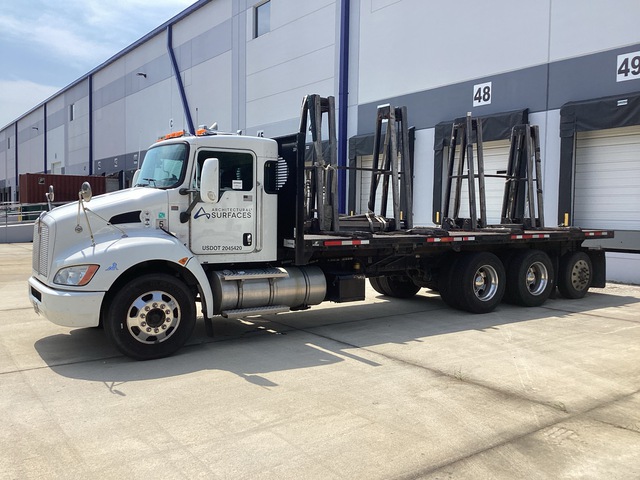 2017 Kenworth T370 8x4 Flatbed Truck