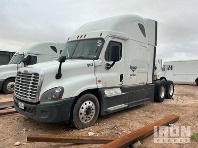 2017 Freightliner Cascadia 113 6x4 T/A Day Cab Truck Tractor