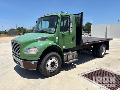 2016 Freightliner M2 106 4x2 Flatbed Truck