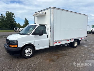 2023 GMC Savana G3500 4x2 Refrigerated Truck