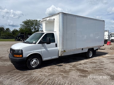2023 GMC Savana G3500 4x2 Refrigerated Truck