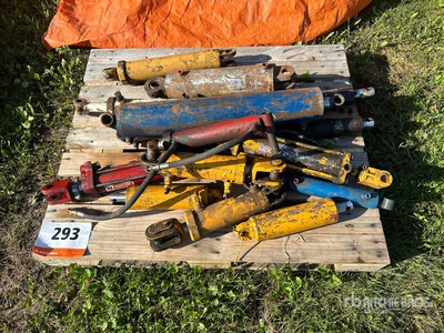 Quantity of Hydraulic Cylinders その他 - 機械部品