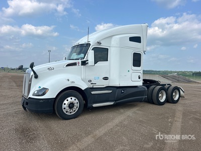 2016 Kenworth T680 6x4 T/A Sleeper Truck Tractor