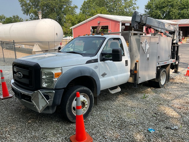 2011 Ford F-550 XL 4x4 Flatbed Truck (Inoperable)