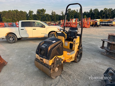 Multiquip AR14H Double Drum Roller