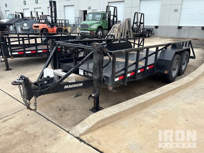 2018 Magnum 16X74HDLB 16 ft T/A Utility Trailer