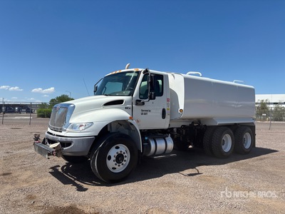 2022 International HV607 4000 gal 6x4 Camion cisterna de agua