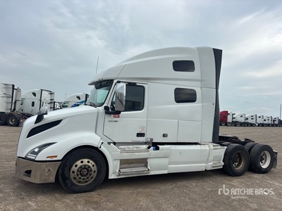 2020 Volvo VNL760 6x4 3- Achs Sattelzugmaschine mit Schlafkabine