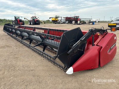 2014 Case IH 35 ft Flex Tête de moissonneuse-batteuse