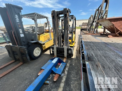 2007 Yale GLC080VXNGSE088 7650 lb Cushion Tire Forklift