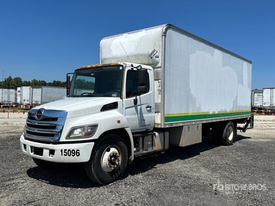 2016 Hino 268 4x2 Van Truck