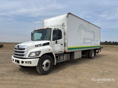 2015 Hino 268 Van Truck