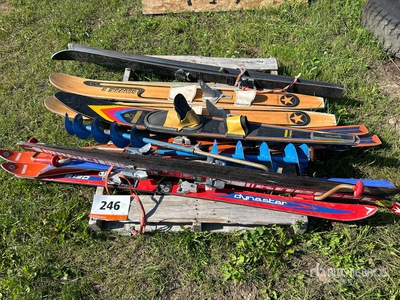 Quantity of (10) Quantity of Ski & 7 in Ice Auger その他 - 店舗 & 倉庫