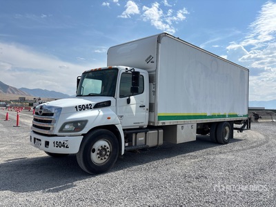2016 Hino 268 4x2 Moving Camion fourgon