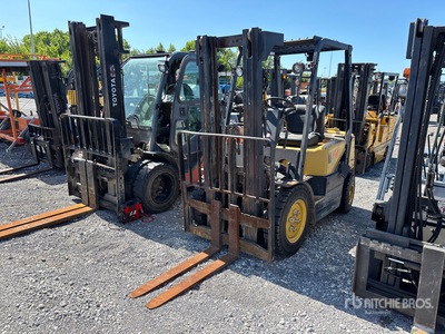 Daewoo G20S-3 4000 lb Pneumatic Tire Forklift