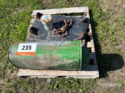 Skid Plate, Fuel tank & Tractor Parts その他 - 機械部品 - Fits 24 x 34 in Skid Plate & 15 Gal Tank