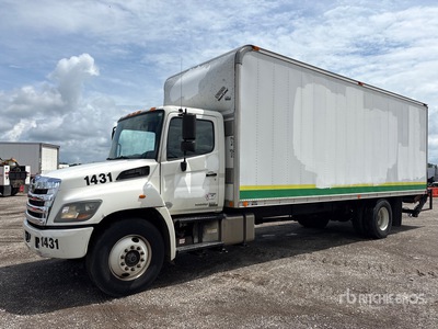2015 Hino 268 4x2 Van Truck