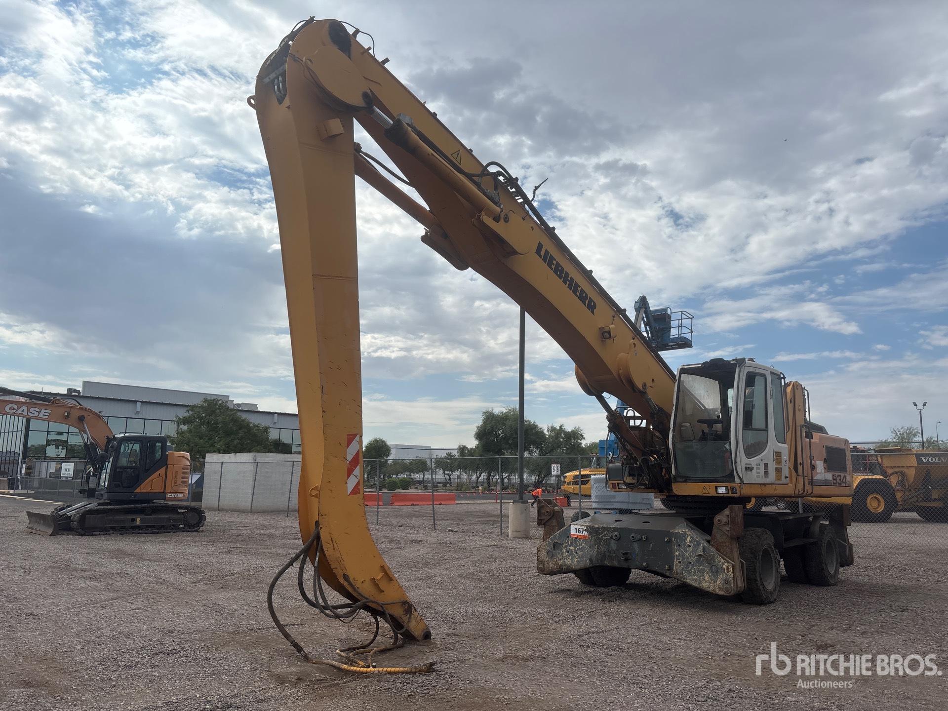 Liebherr A934C Wheel Material Handler