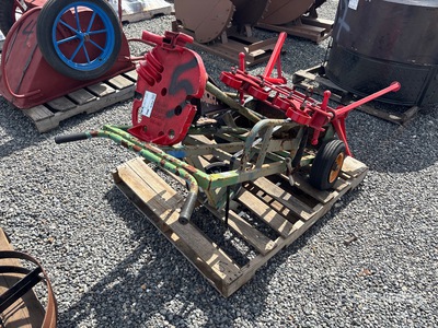 Contractor Supplies (Tristand Vise, Adjust Roller, Drum Dolly) ハンドツール