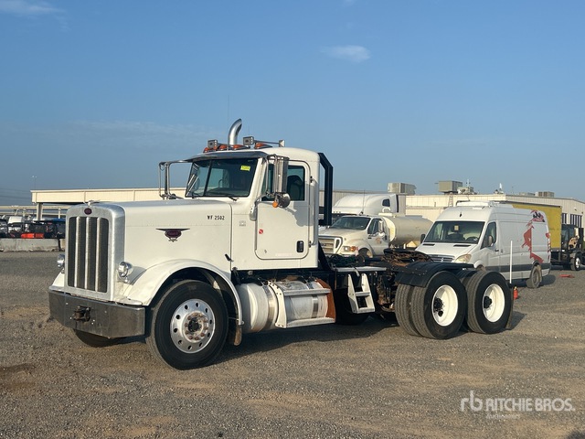 2013 Peterbilt 388 6x4 T/A Day Cab Truck Tractor