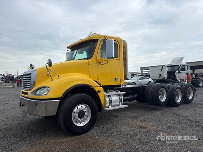 2015 Freightliner Columbia 120 8x6 Heavy Haul Cabeza Tractora Cabina Corta (Glider Kit)