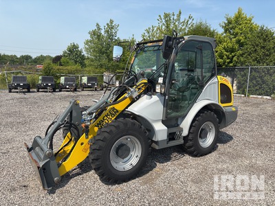 2021 Wacker Neuson 8085 Pala gommata
