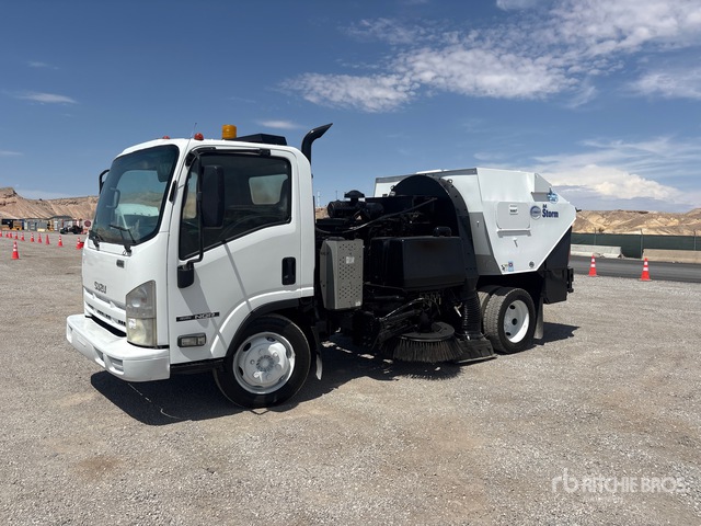 2013 Schwarze 13A40008669/A4 on 2014 Isuzu NQR Sweeper Truck