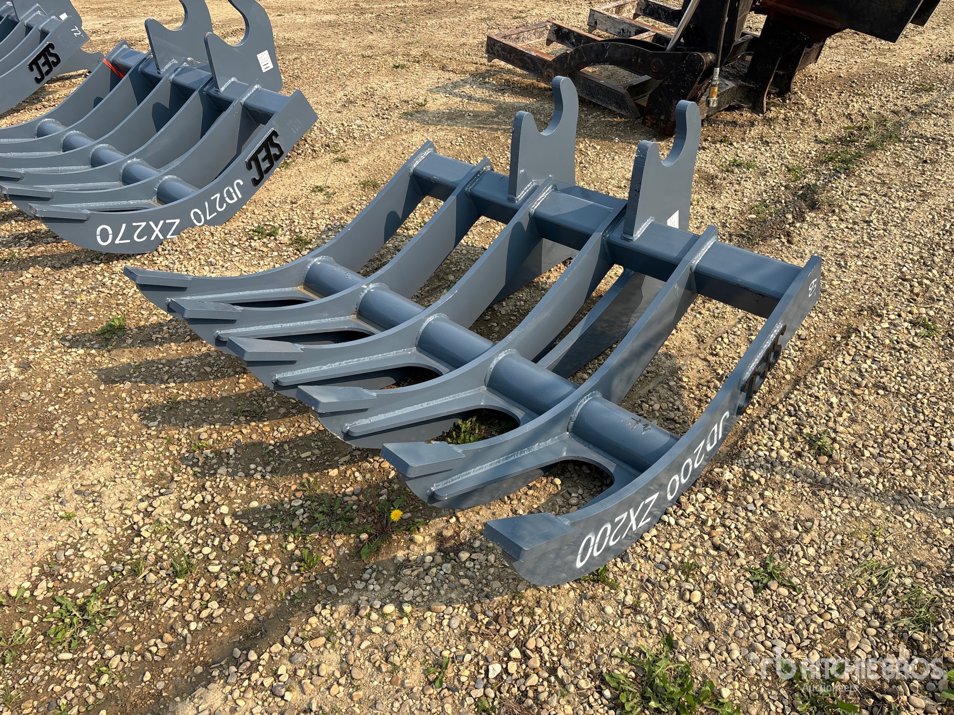 2026 SEC 60 in Q/C Excavator Rake - Fits ZX200/JD200/Cat 320B/C/D (Unused)