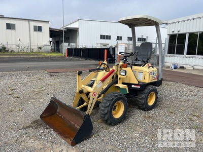 2015 Yanmar V1-1A Chargeuse sur roues