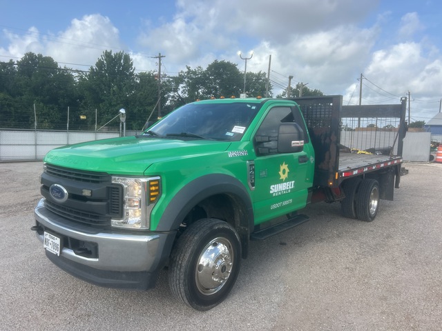 2019 Ford F-450 XL 4x4 Flatbed Truck