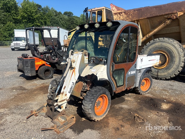 2005 Bobcat 5600 4x4 Utility Vehicle