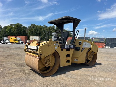 2004 Cat CB-534D Walec dwubębnowy
