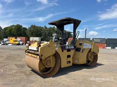 2004 Cat CB-534D Walec dwubębnowy