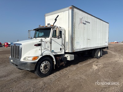 2009 Peterbilt PB335 Van Truck